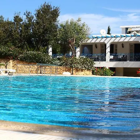Santoria Holiday Village Girne