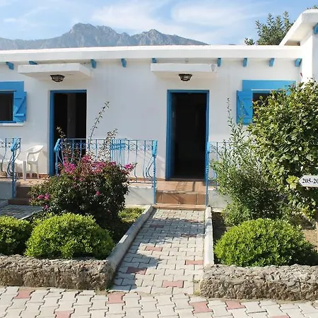 Santoria Holiday Village 3*