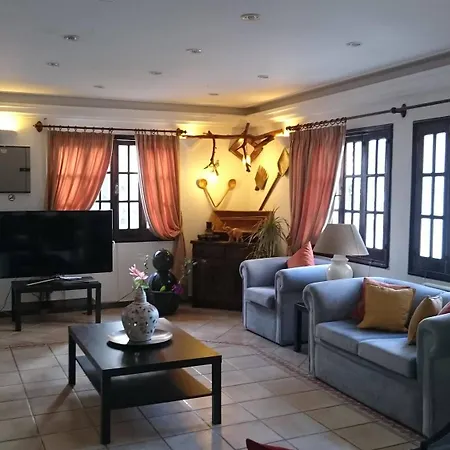 Santoria Holiday Village 3*